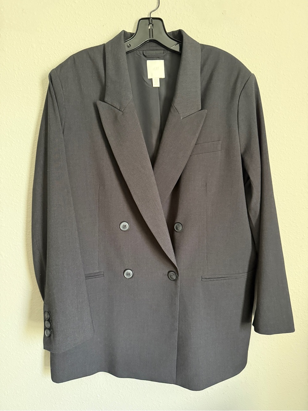 H&M Women's Black Double-Breasted Blazer.